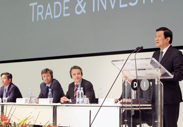 ບາດກ້າວພັດທະນາໃໝ່ ໃນການພົວພັນຮ່ວມມື ຫວຽດນາມຮຸງກາຣີ ແລະ ແດນມາກ